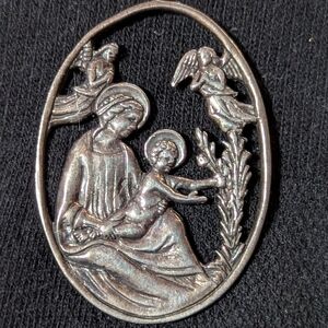 Elegant Vintage Silver Dematteo Madonna & Child Pendant